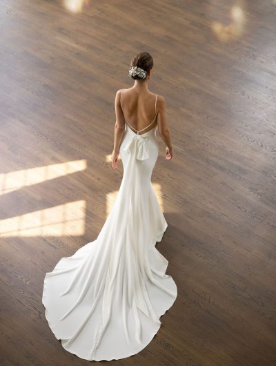 cleanes Brautkleid Evan Justin Alexander Fit and Flare Brautkleid Evan Schleife