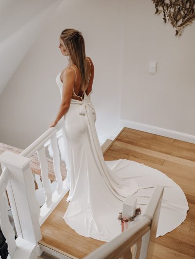 Evan Justin Alexander Fit and Flare Brautkleid mit Schleife gerafftes Oberteil